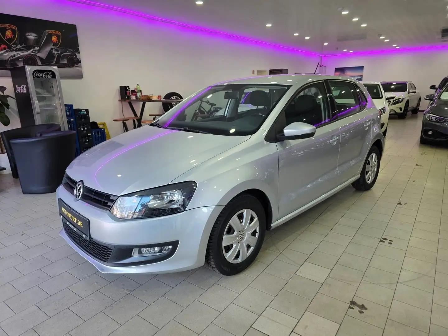 Volkswagen Polo V Trendline Steuerkette neu Scheckheft gepf Silber - 1