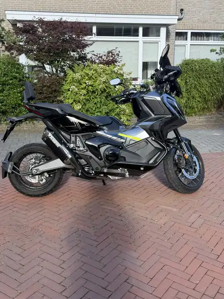 Honda X-ADV 750 - foto 2