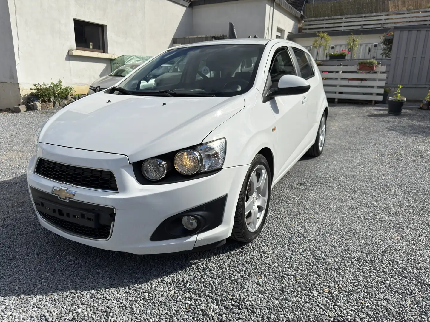 Chevrolet Aveo marchand ou export - 1