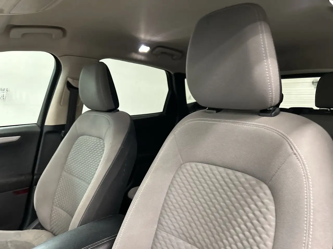 Ford Escape снимка Ford Escape