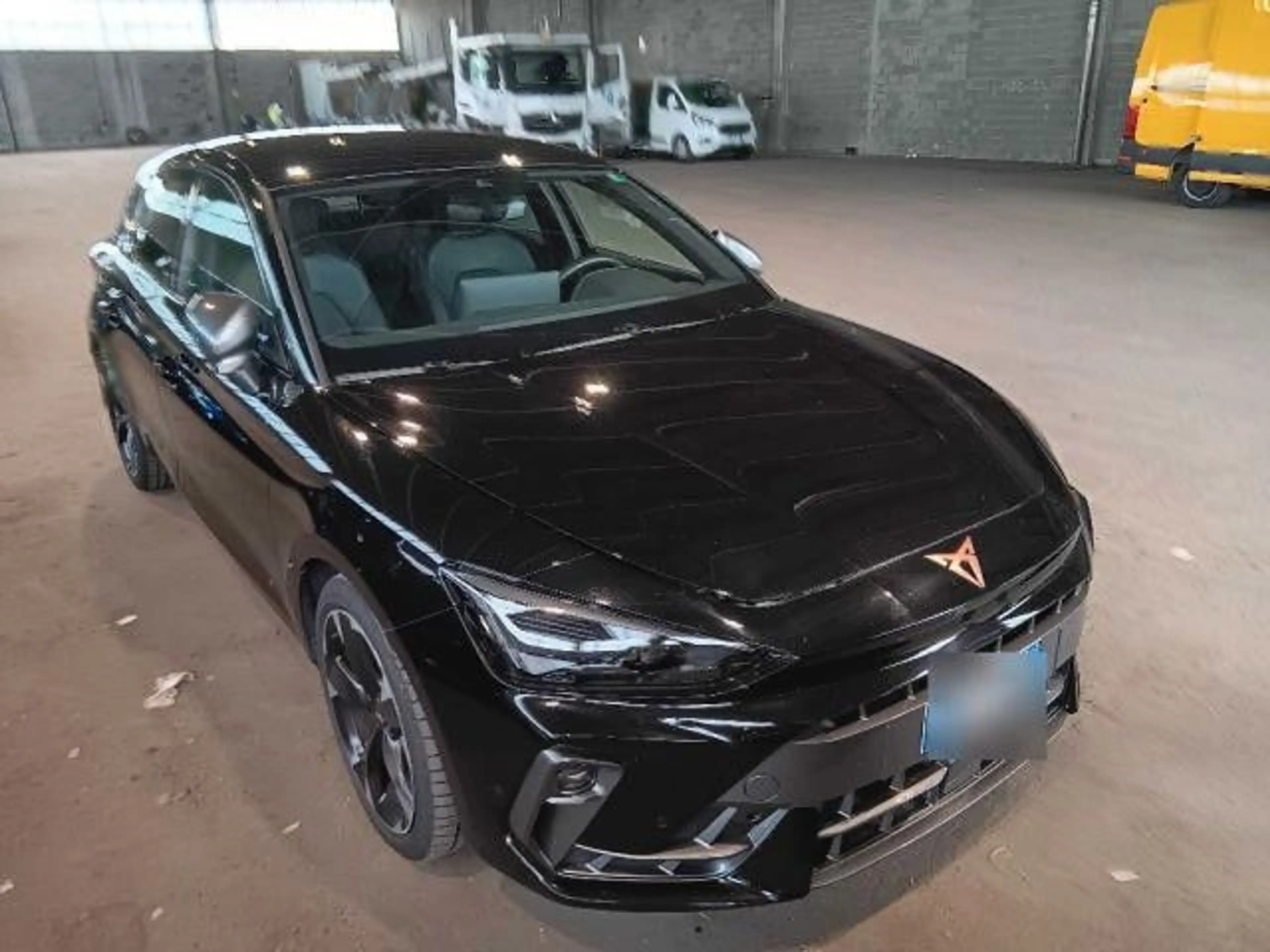 CUPRA Leon 2.0TDI DSG Kessy LED Alu18 PDC — photo 2