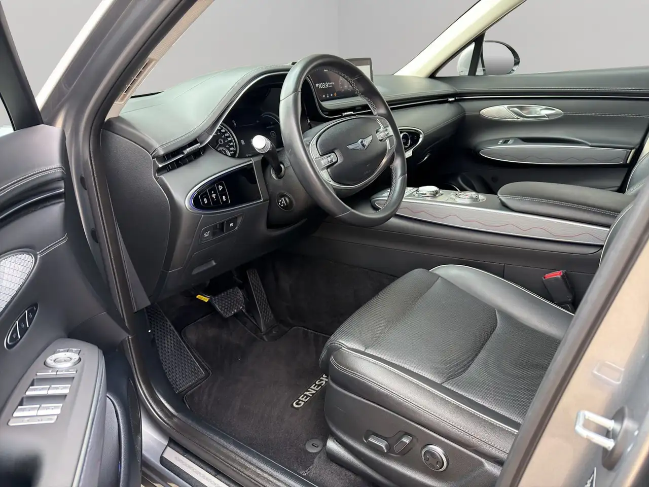 Genesis GV70 снимка Genesis GV70