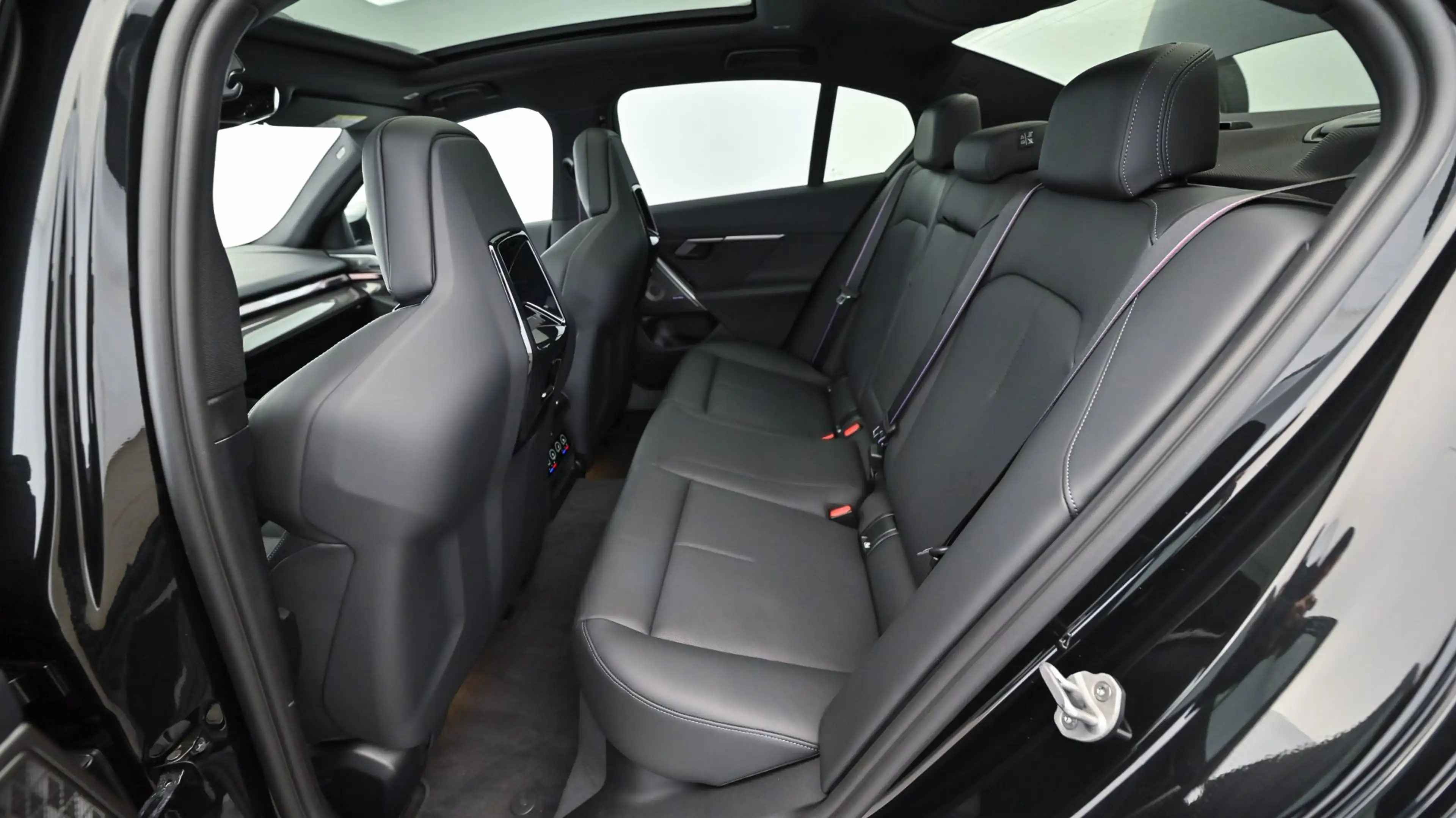BMW 540 d xDrive M-Sportpaket Pro — photo 14