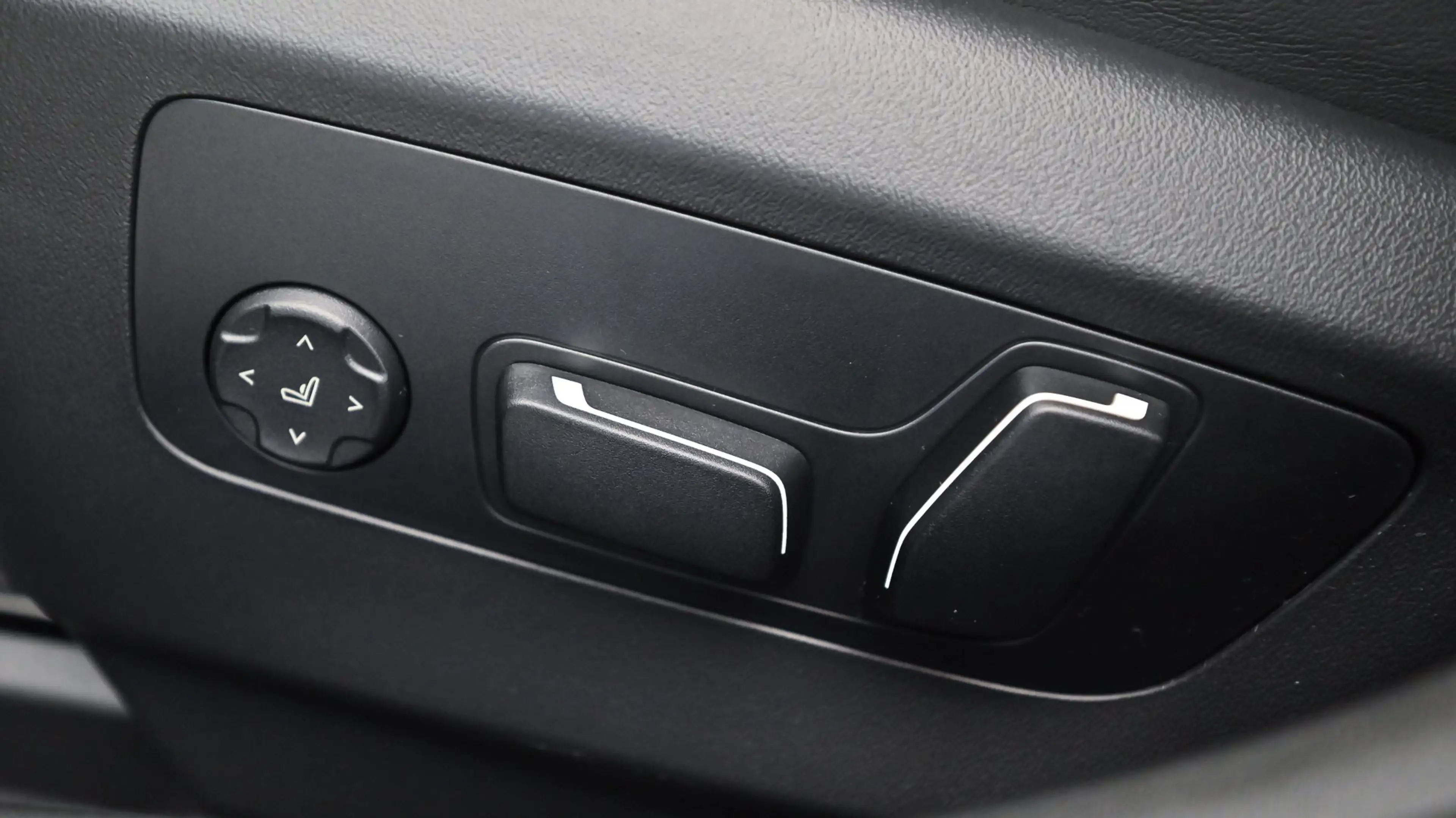 BMW 540 d xDrive M-Sportpaket Pro — photo 12