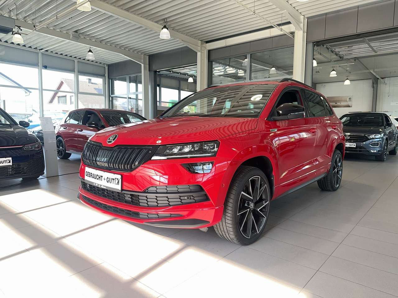 Skoda Karoq 2021 — 1.5 TSI Sportline Navi LED VC eHK AHK LM19