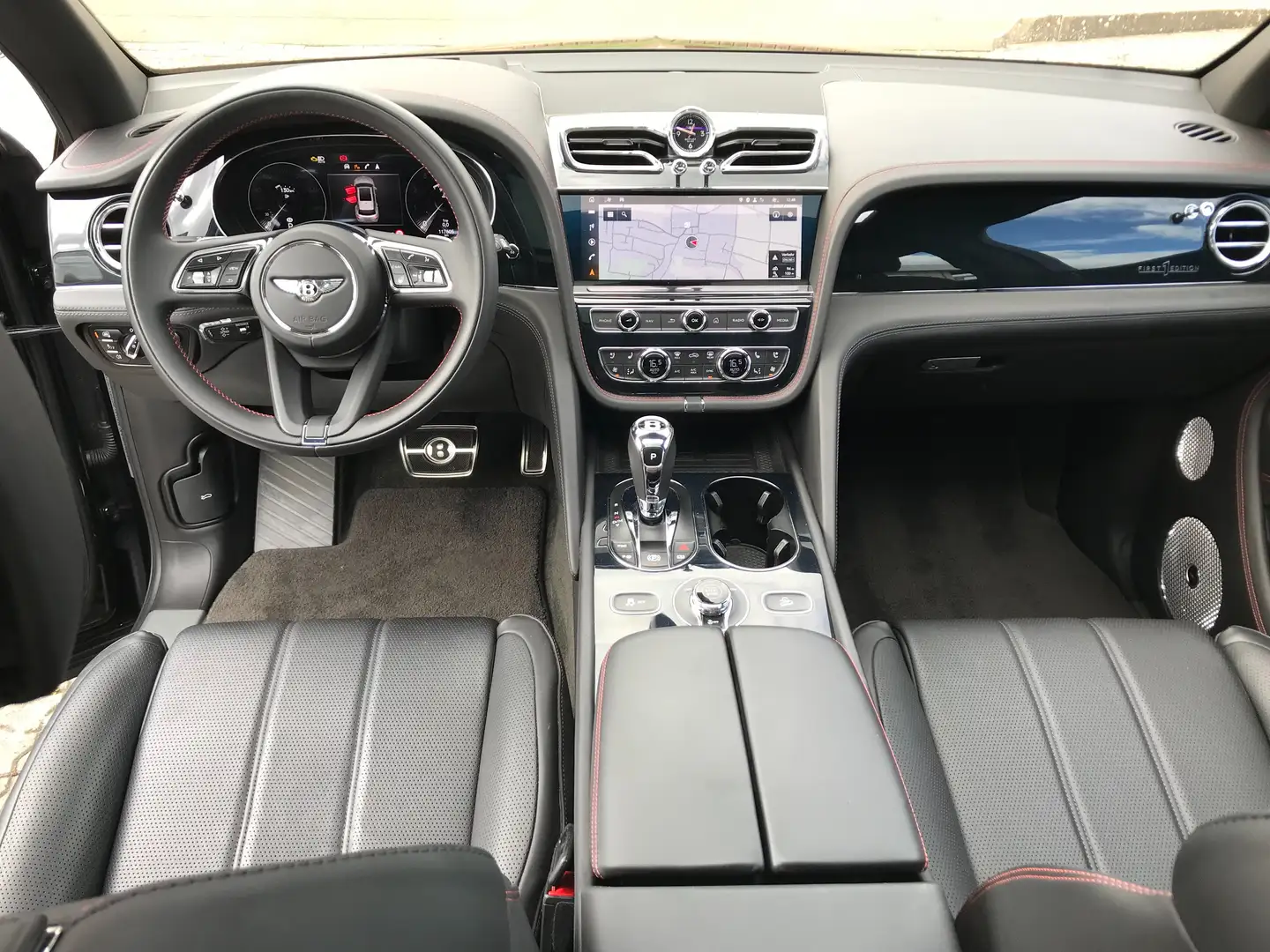 Bentley Bentayga V 8 INZAHL. / TAUSCH FIRST EDITION BLACKLINE NAIM Schwarz - 2
