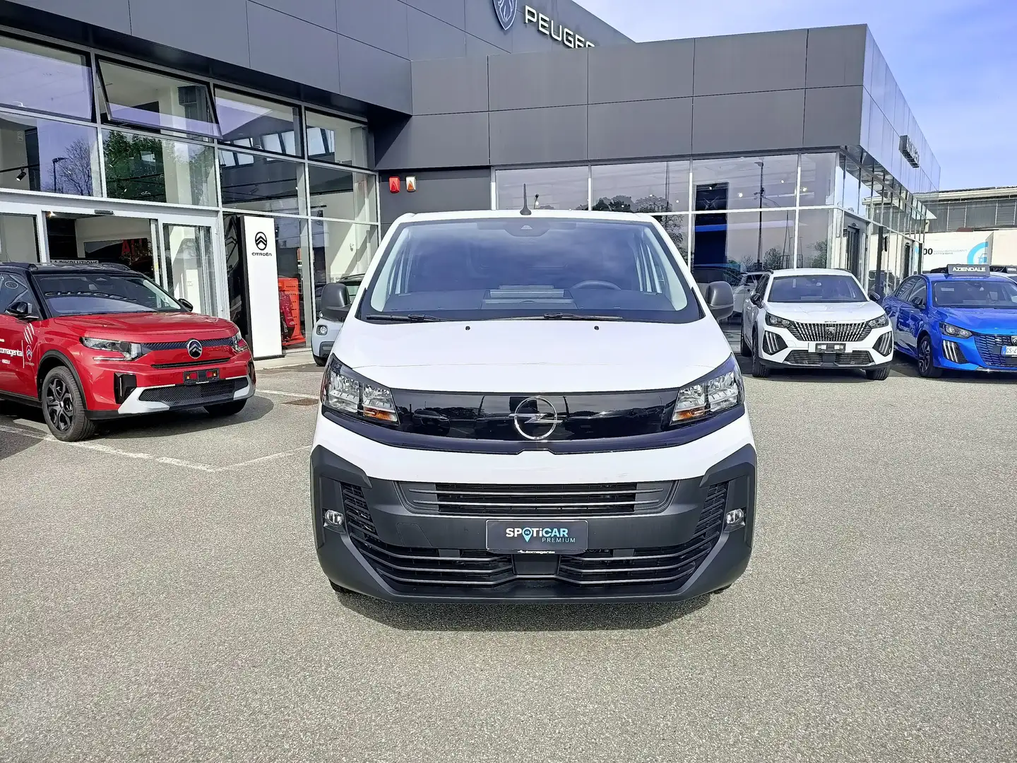 Opel Vivaro 1.5 Diesel 120cv M 3 Posti KM ZERO Bianco - 2