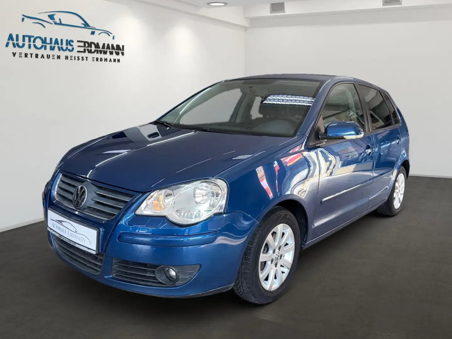 Volkswagen Polo IV 1,6 Sportline*Autom*Klimaautom*Leder*PDC Kék - 1