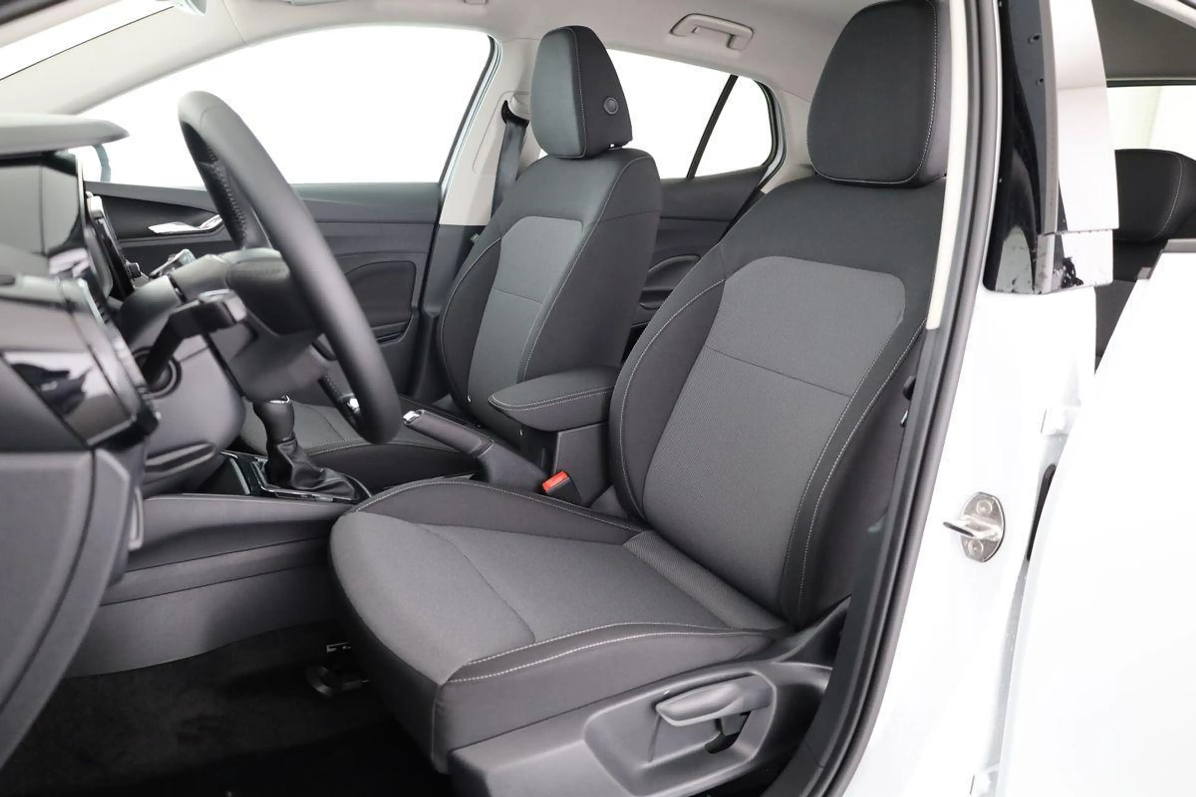 Skoda Fabia Selection 1.0 TSI 130 Jahre, LED, Kamera, Winte... — photo 8