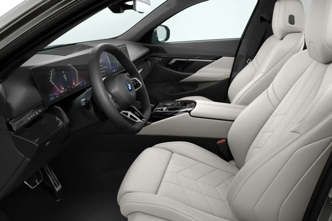 BMW 5 Series 2026