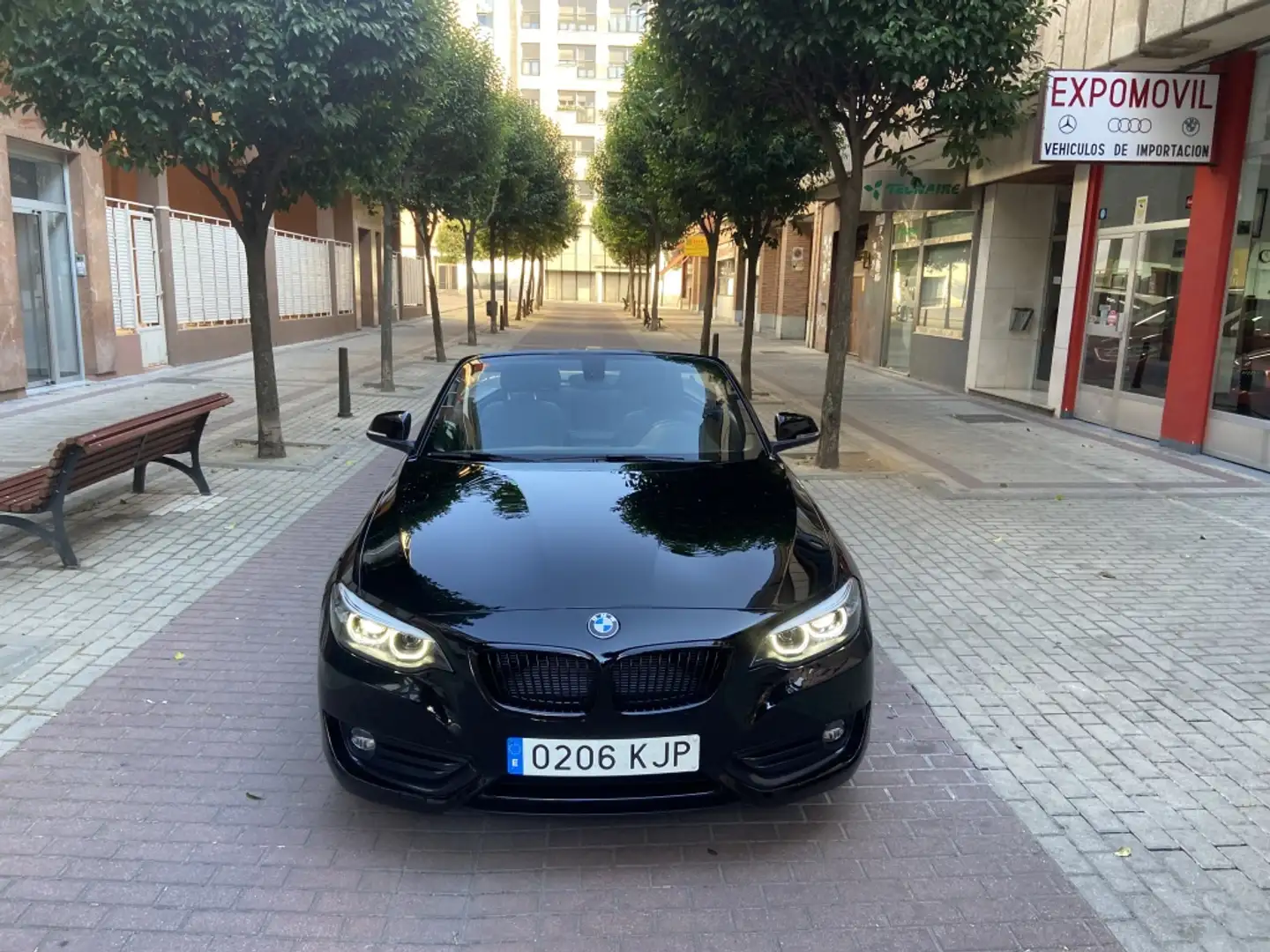 BMW 218 218d Cabrio Czarny - 2