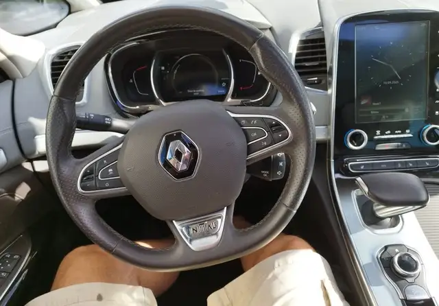 Renault Espace view 6