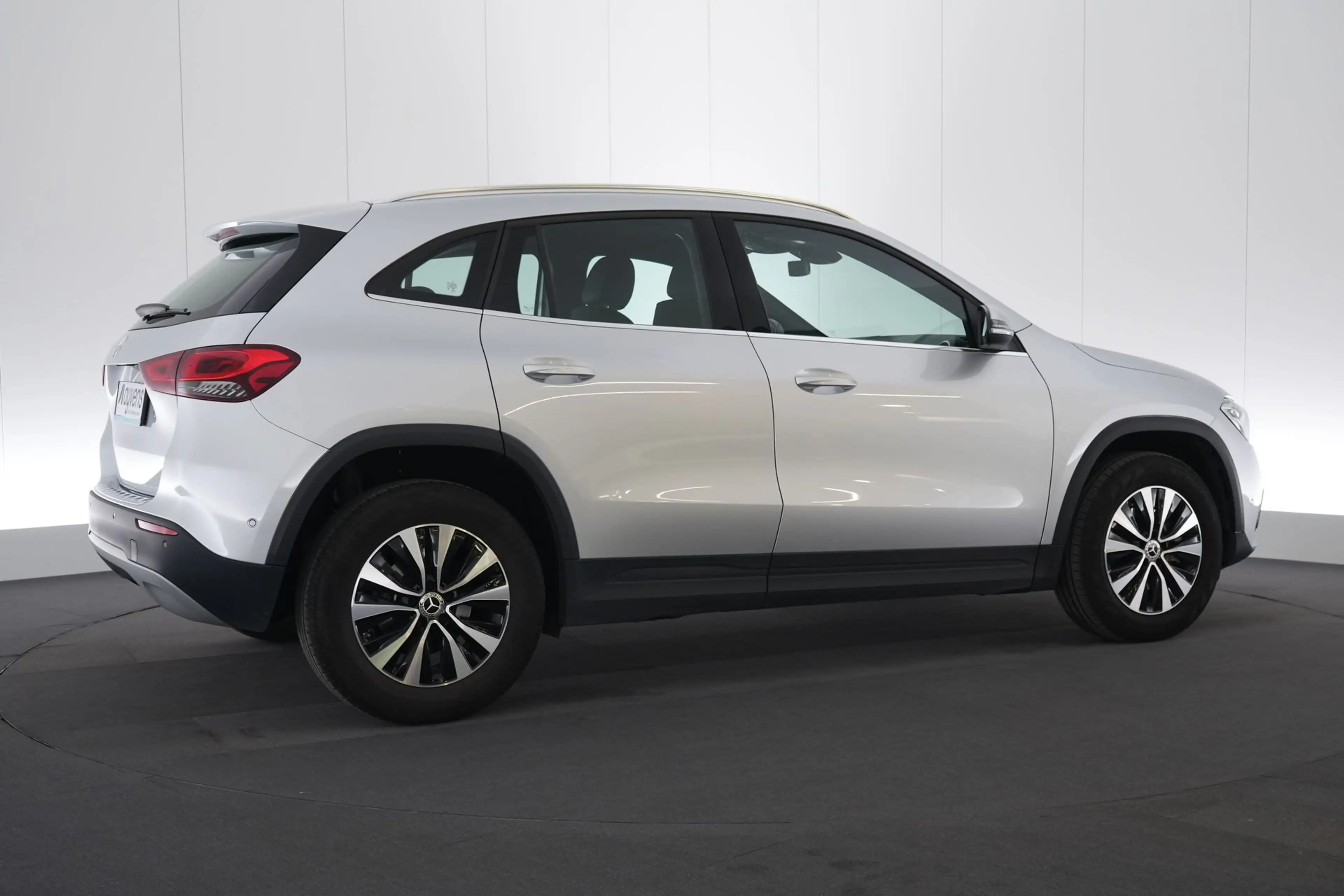Mercedes-Benz GLA 200 Class 200dA Business Line LEDER/CUIR LED GPS PDC C — photo 6
