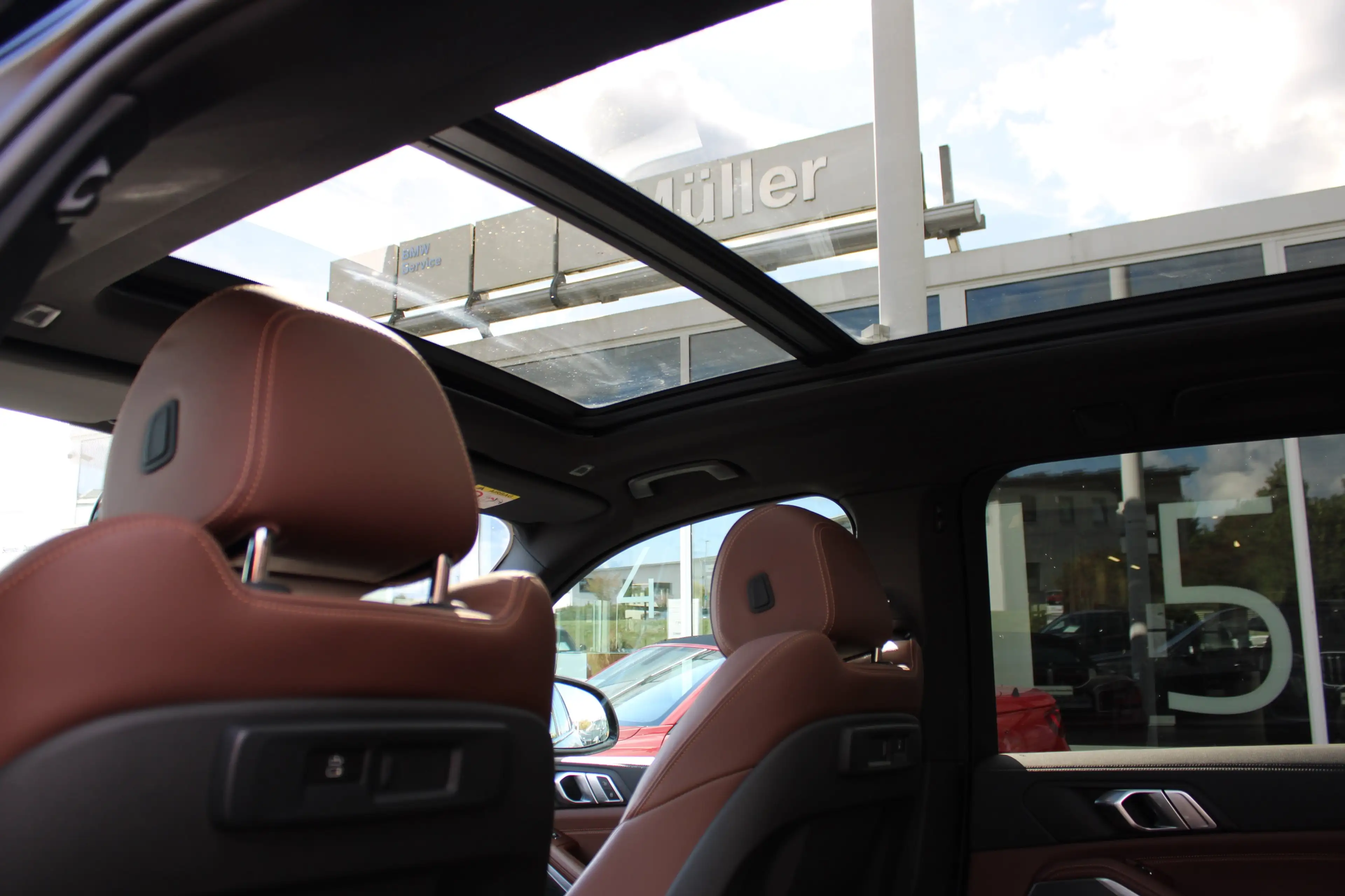 BMW X5 xDrive30d M Sportpaket Luftfederung AHK 7-Sitzer — photo 12