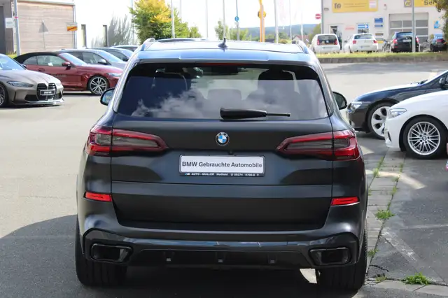 BMW X5 view 6