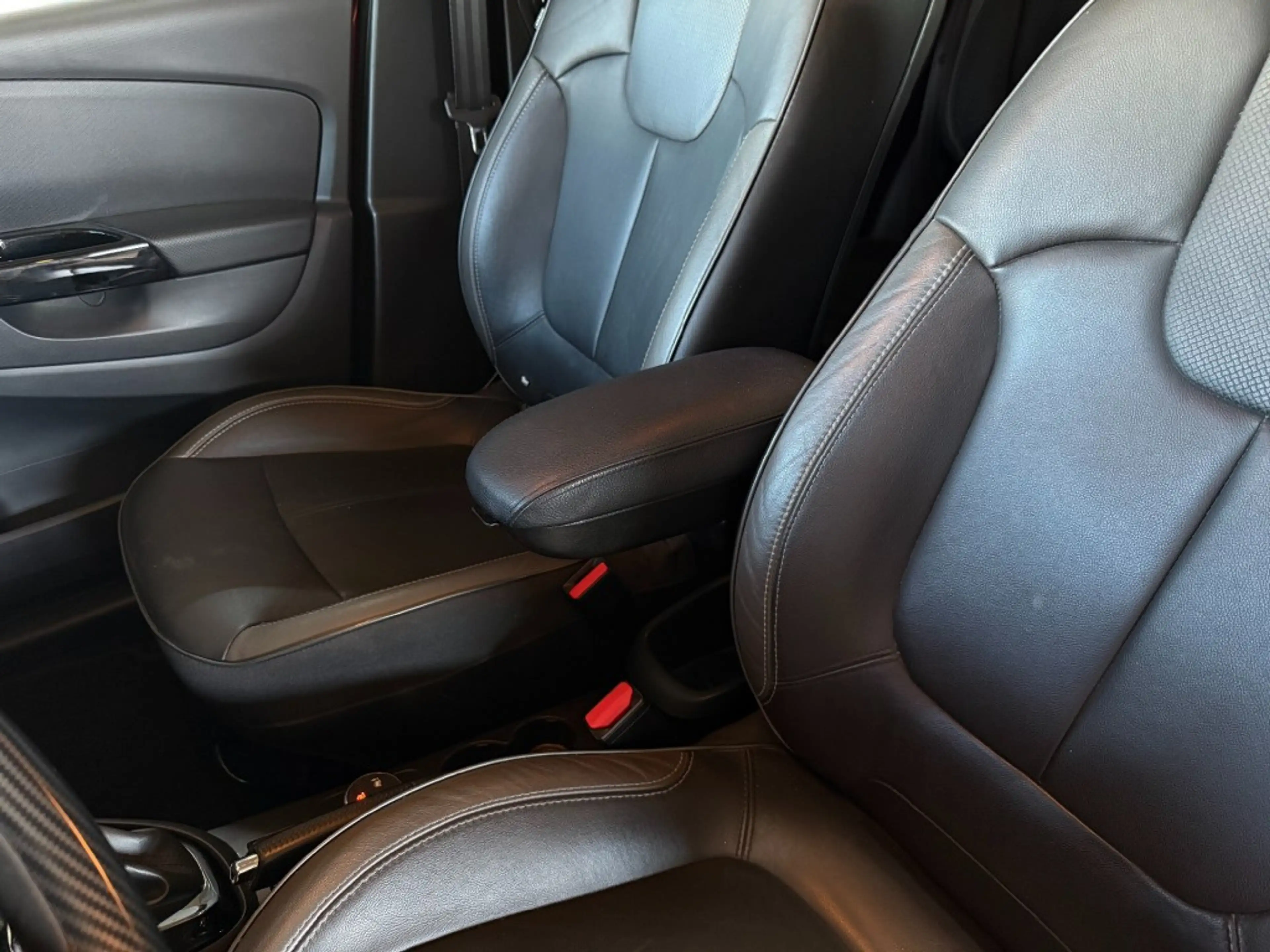 Renault Captur 1.2 TCe R-link GARANTIE Automaat Leder Trekhaak st — photo 2
