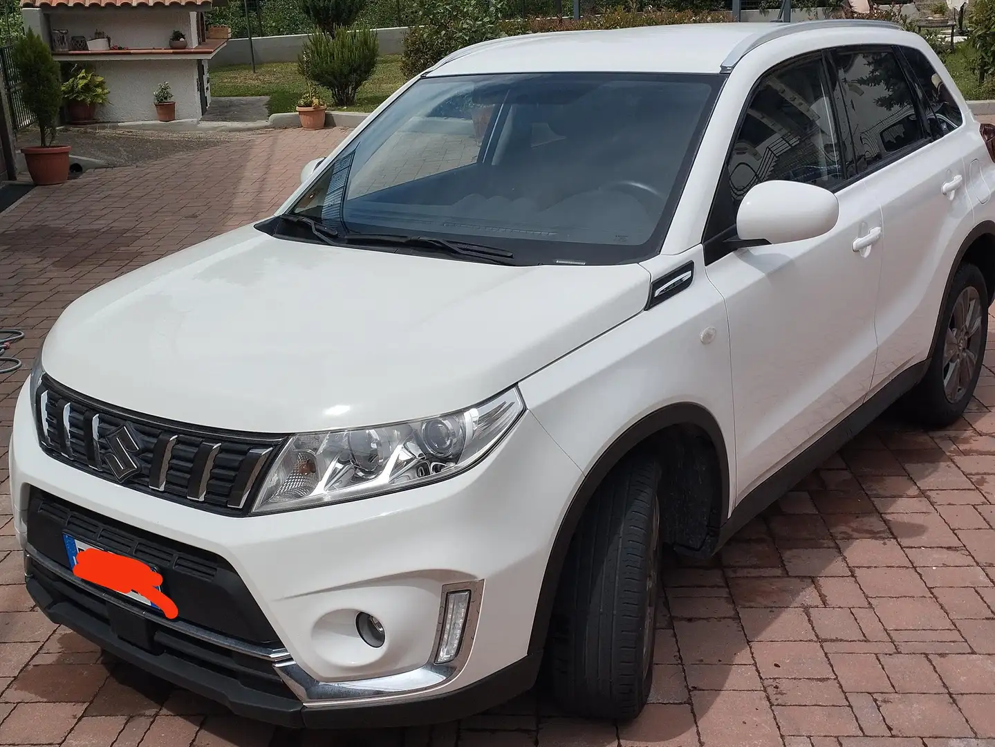 Suzuki Vitara Vitara II  1.0 boosterjet Cool 2wd Bianco - 1