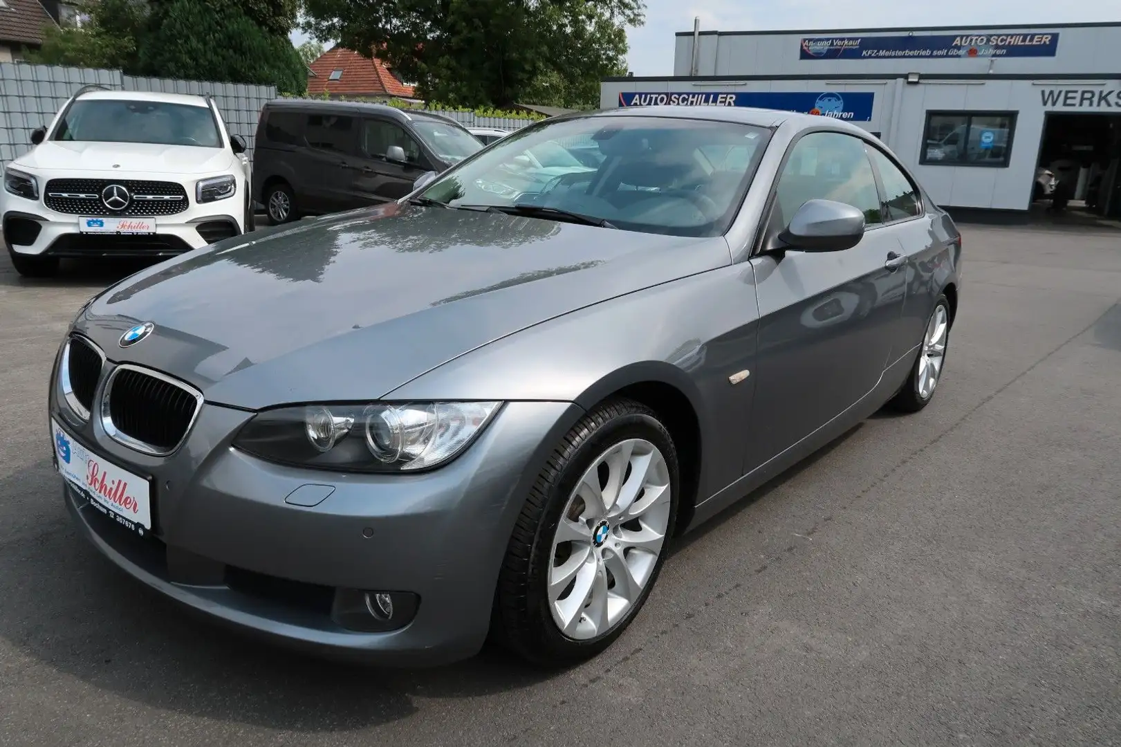 BMW 320 d Coupe # Schiebedach # Schalter 6 Gang Navi. Szary - 1