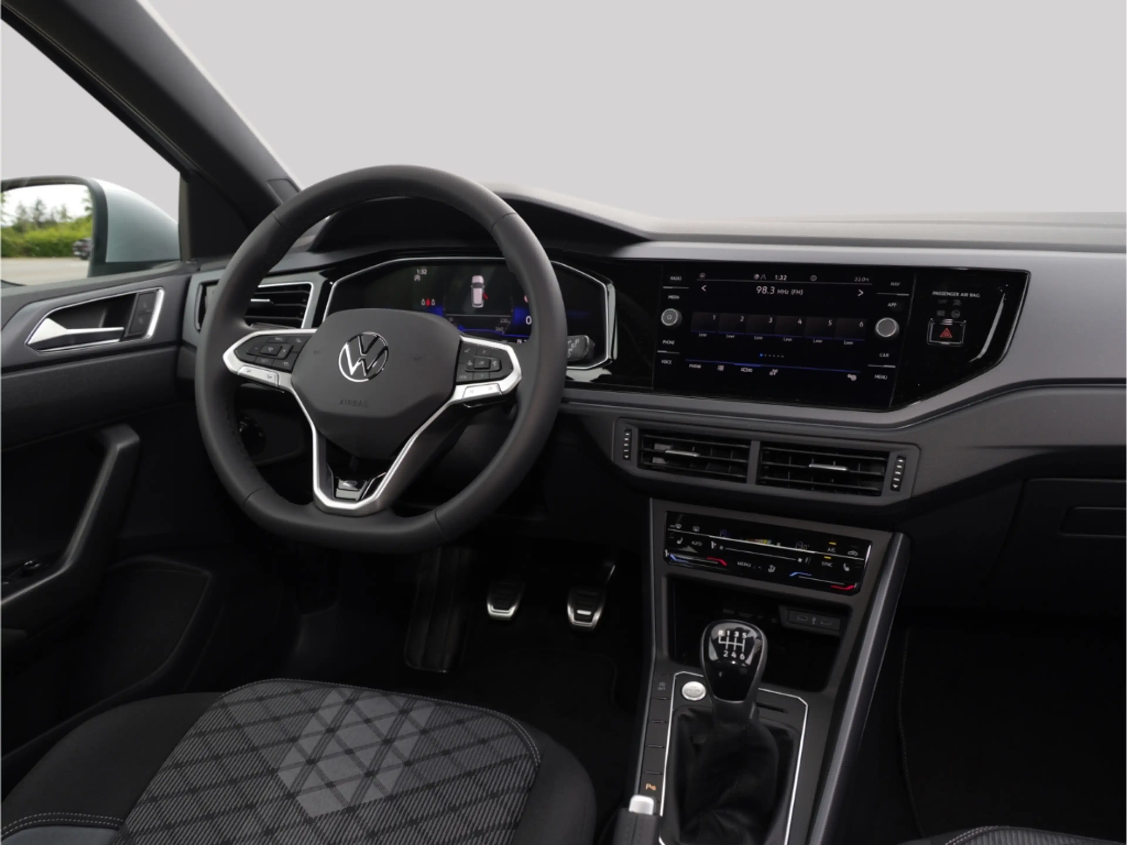 Volkswagen Taigo R-Line 1.0 TSI 6-Gang Matrix Kamera — photo 8