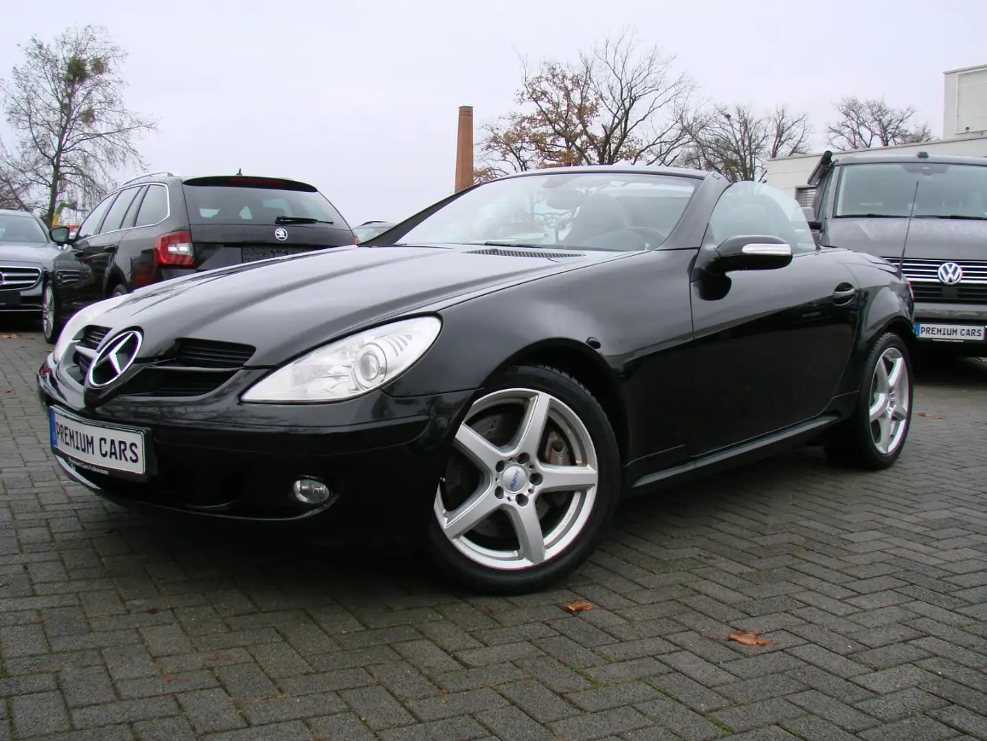 Mercedes-Benz SLK 350 Bi-Xenon Leder Navi Harman-Kardon Black - 2