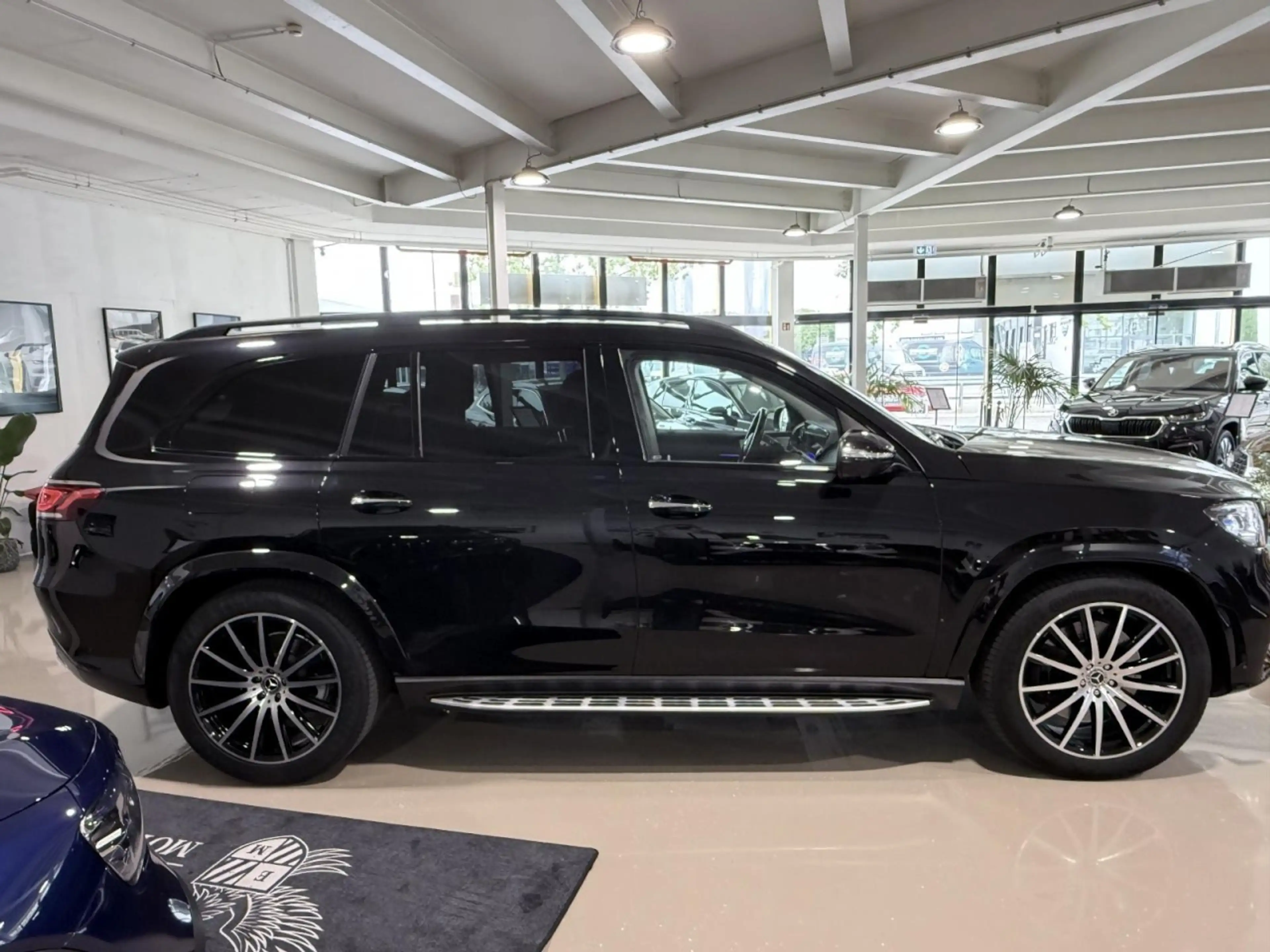 Mercedes-Benz GLS 400 D 4MATIC 360CAM PANO BURMESTER MEOMORY Klima — photo 10