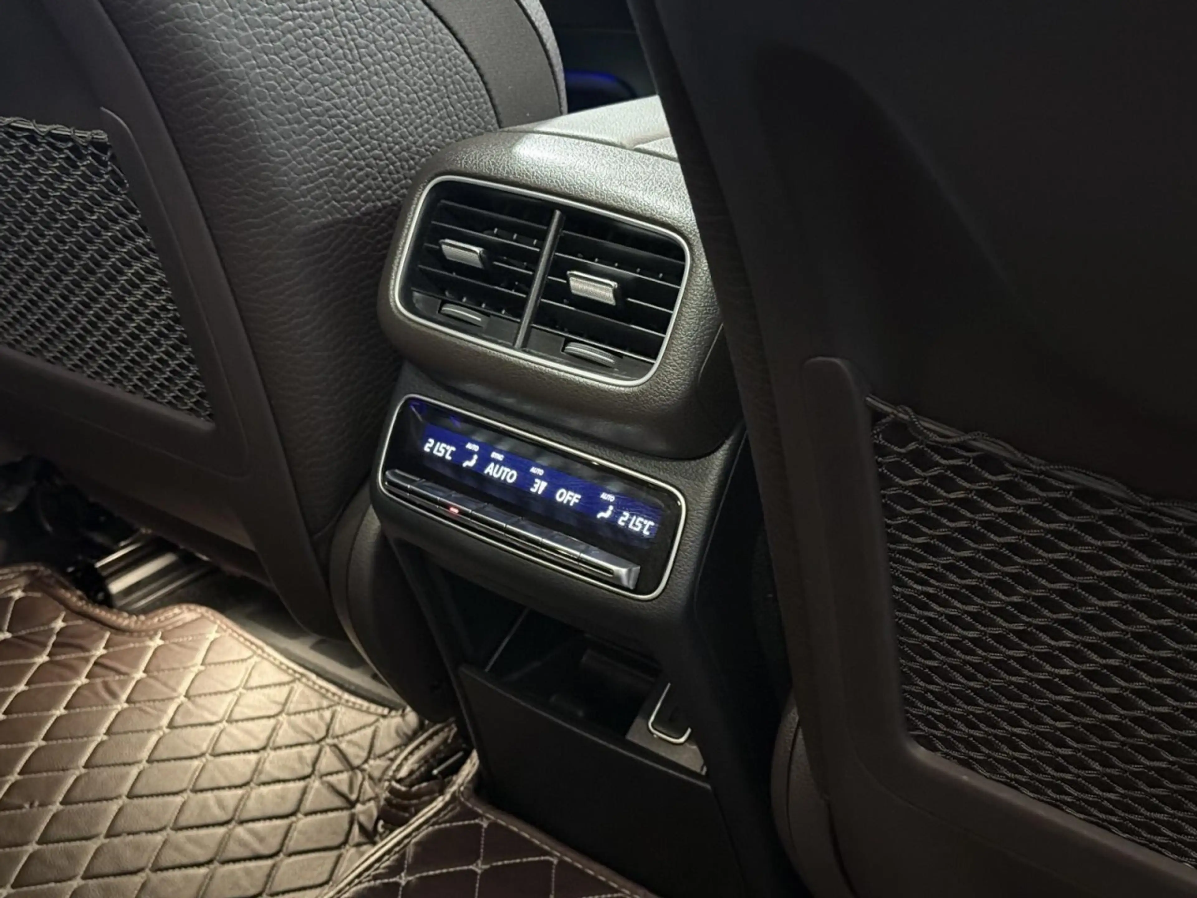 Mercedes-Benz GLS 400 D 4MATIC 360CAM PANO BURMESTER MEOMORY Klima — photo 14