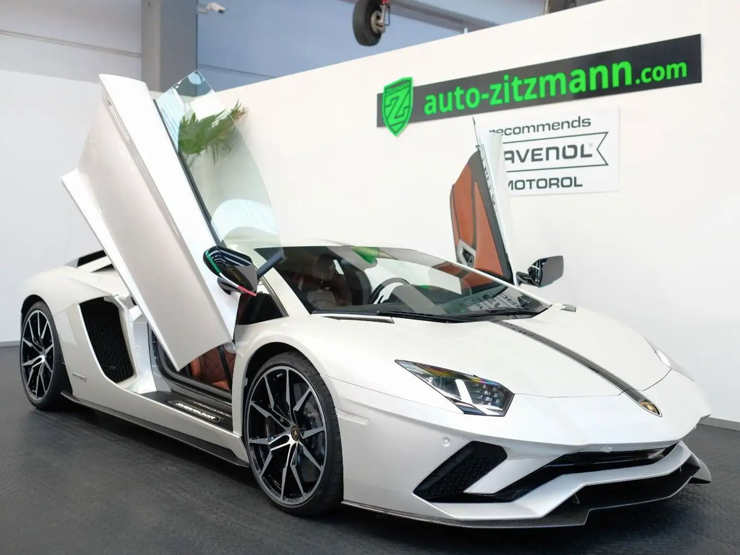 Lamborghini Aventador S/CARBON/LIFT/AD PERSONAM/CAM/SERVICE Weiß - 1