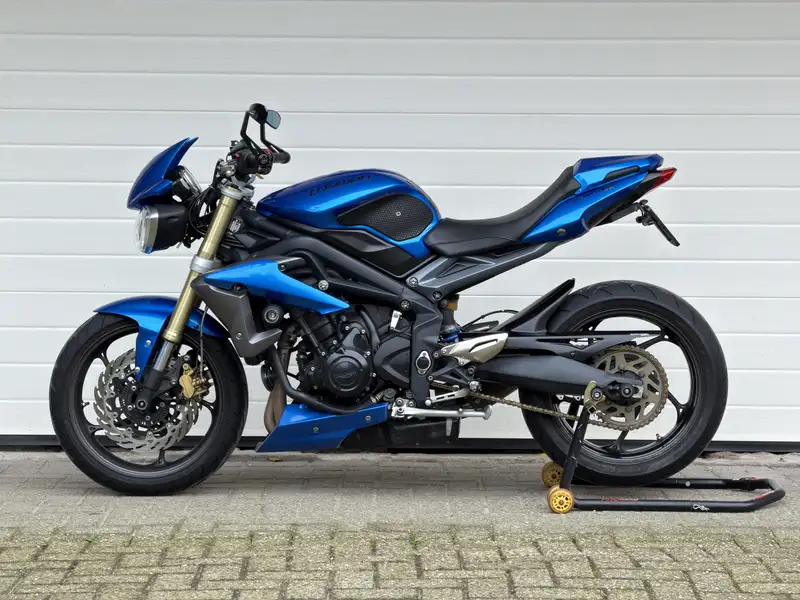 Triumph Street Triple 675 - foto 4