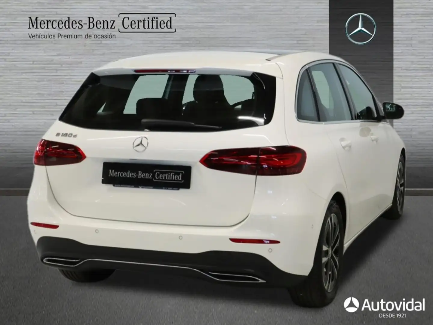 Mercedes-Benz B 180 -CLASS D DCT 116 5P Blanco - 2