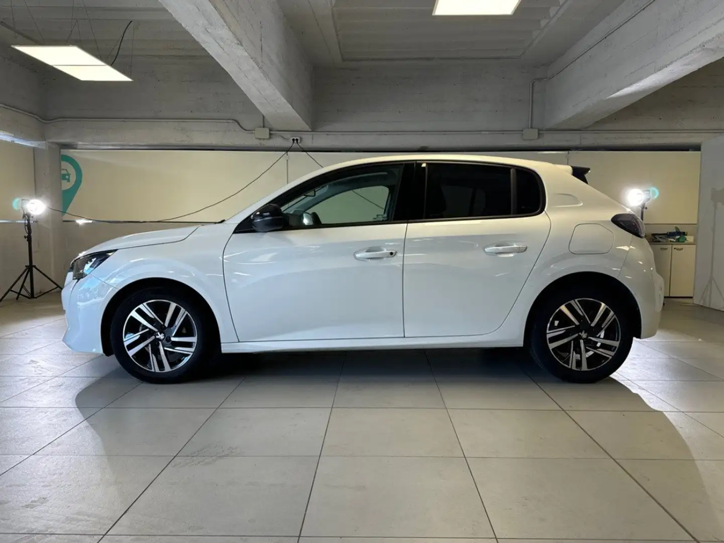 Peugeot 208 Allure Pack PureTech 75 S/S Blanc - 2