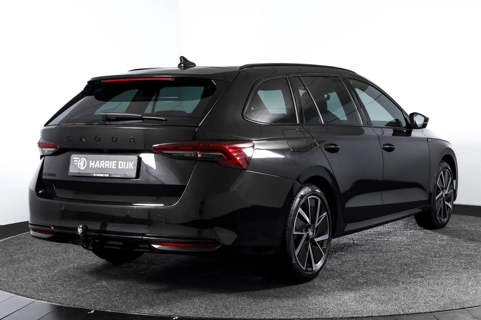 Skoda Octavia Combi 1.5 TSI MHEV 150 PK Sportline Tour | Dig. Co Schwarz - 2