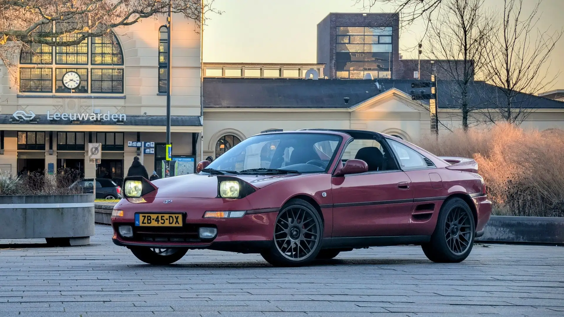 Toyota MR 2 GT-i TC 16 Rot - 2