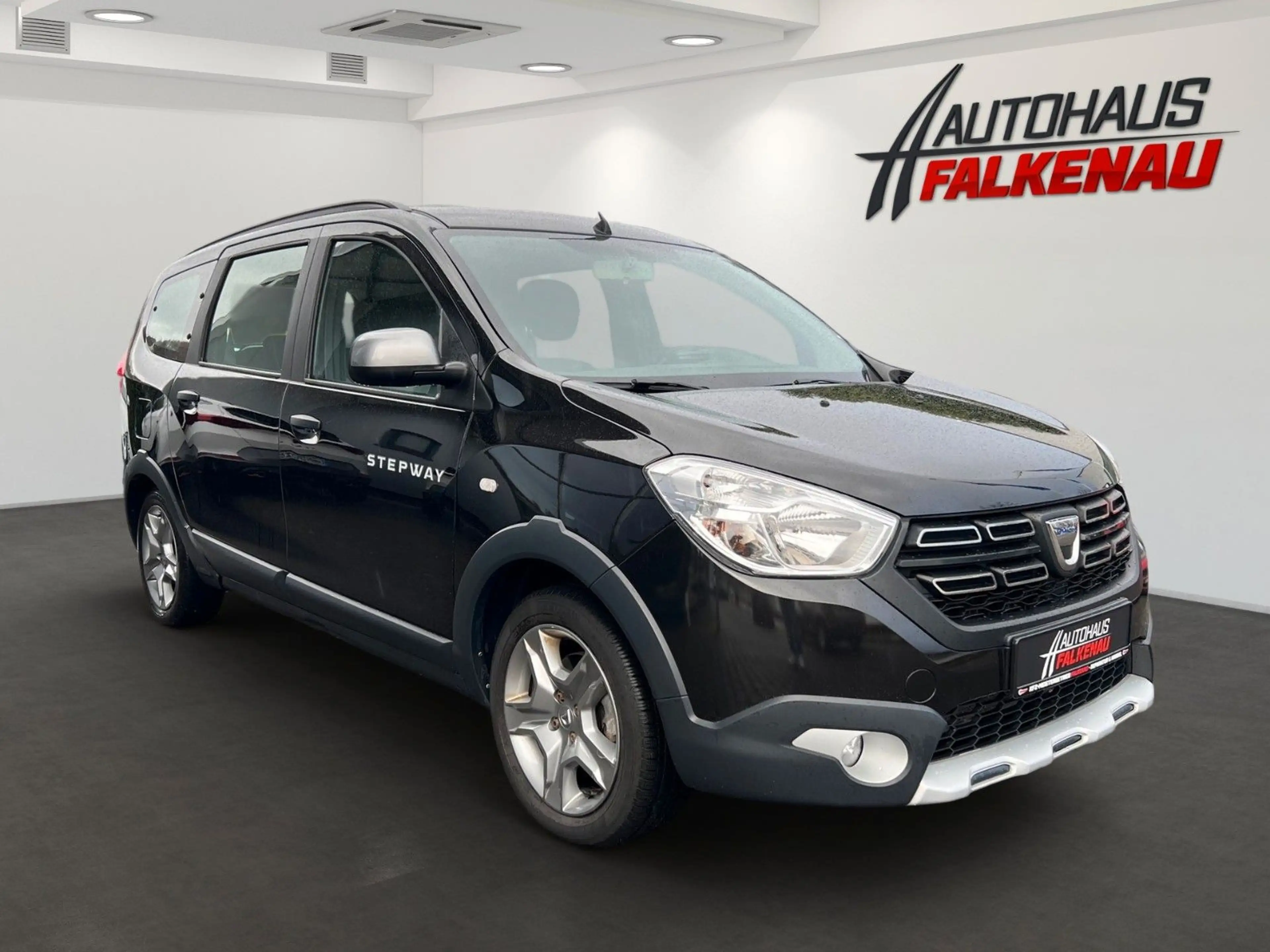 Dacia Lodgy Stepway Selection — photo 3