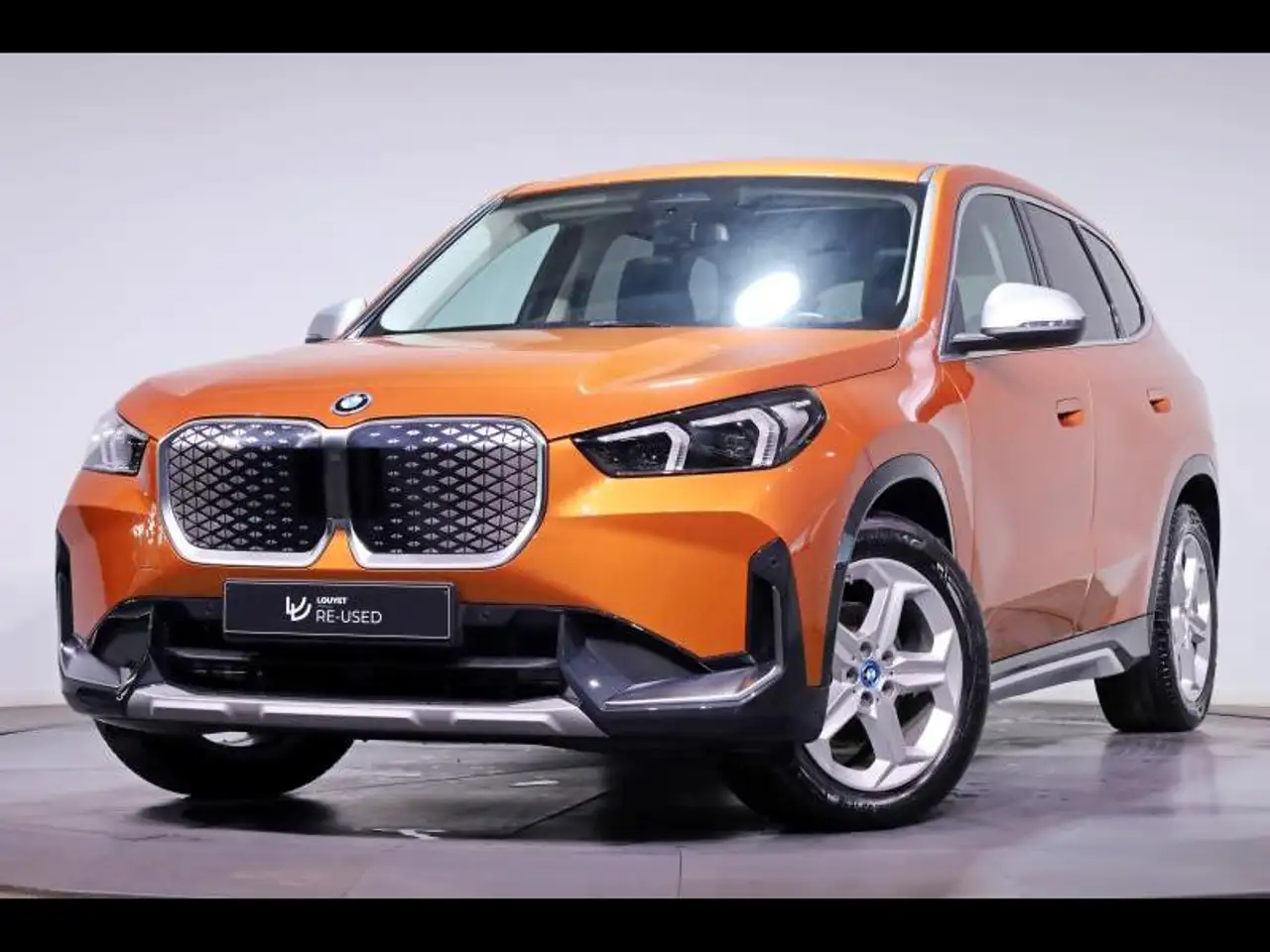 BMW iX1