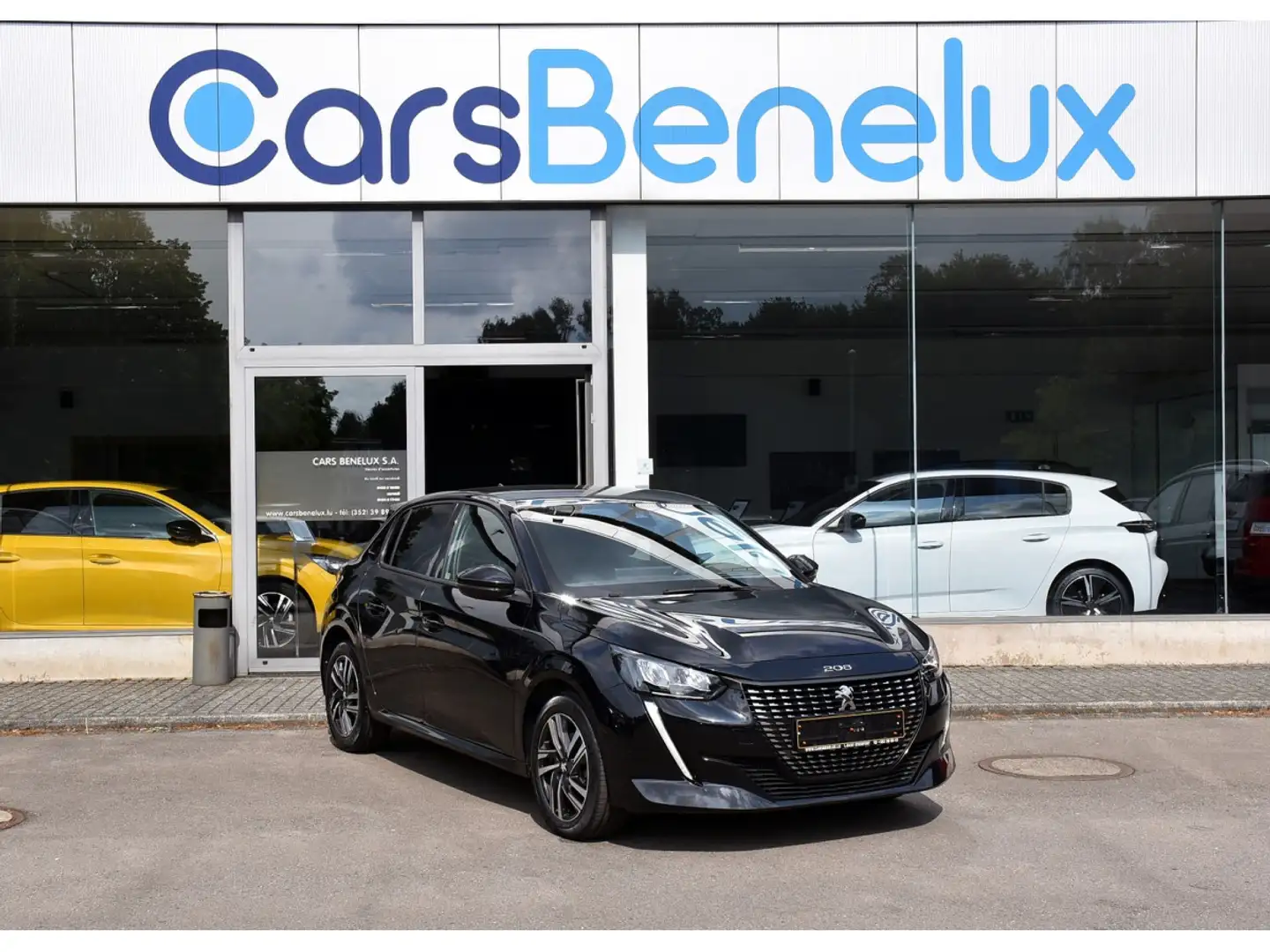Peugeot 208 1.2 PureTech Allure REGUL GPS CAM LANE KEYLESS 1°M Noir - 1