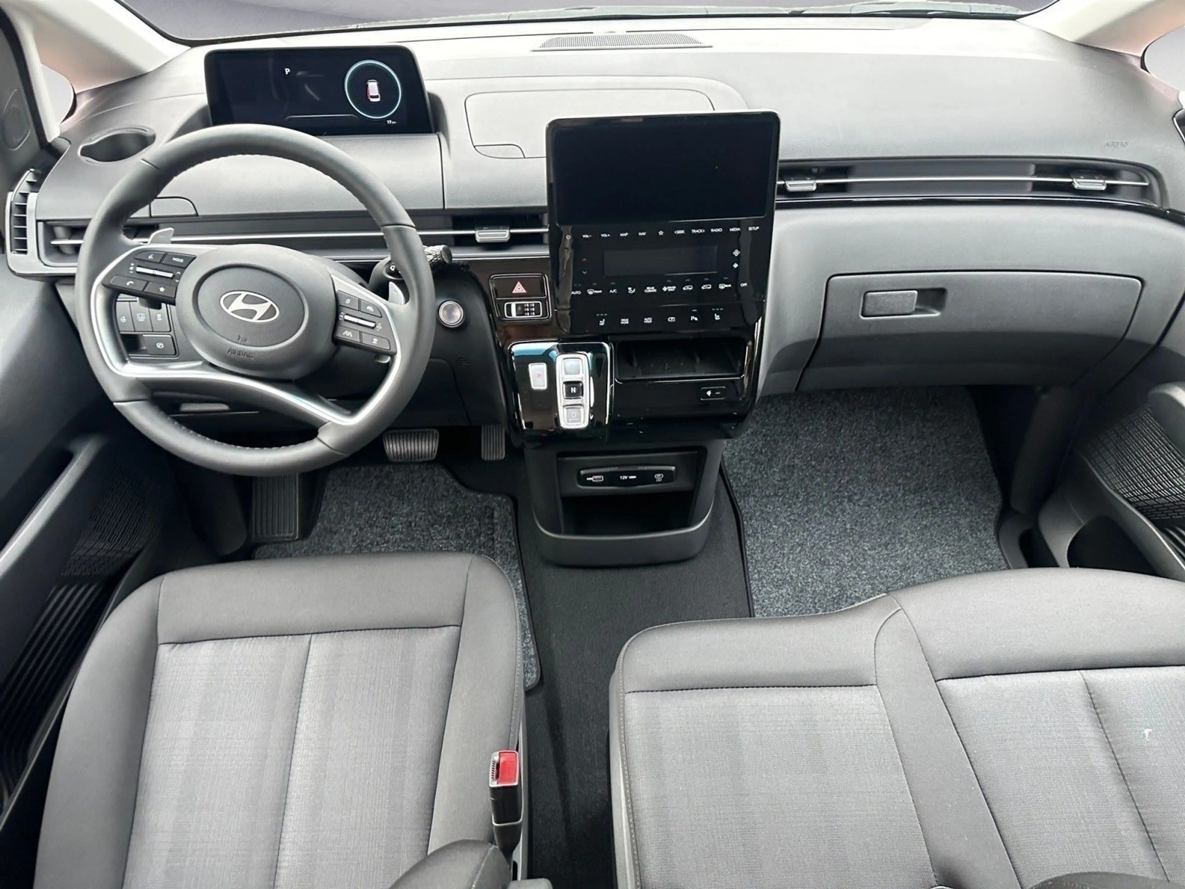Hyundai STARIA 1.6 T-GDI HEV TREND 9 SITZER EASYENTRY PA — photo 8