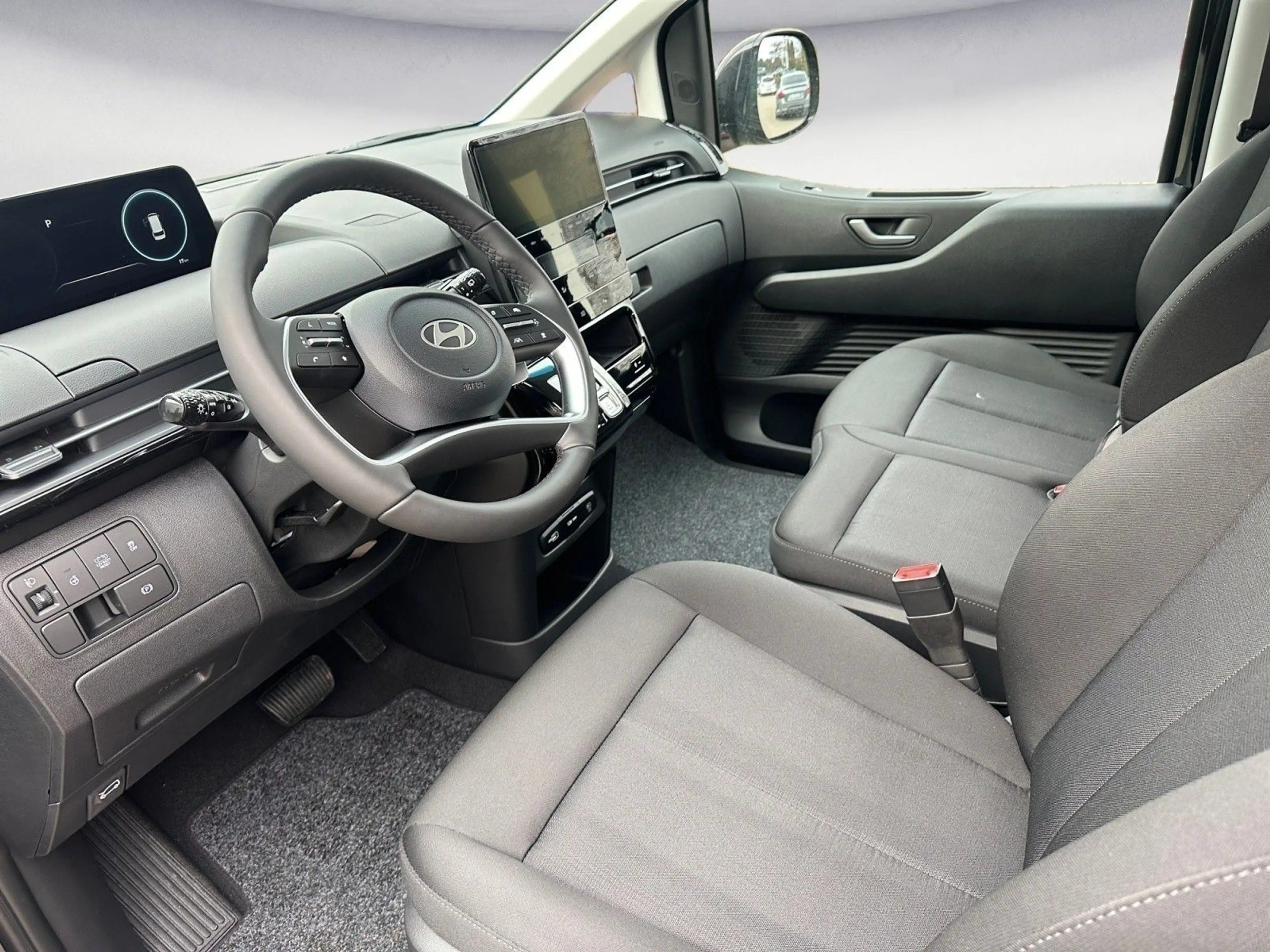 Hyundai STARIA 1.6 T-GDI HEV TREND 9 SITZER EASYENTRY PA — photo 7