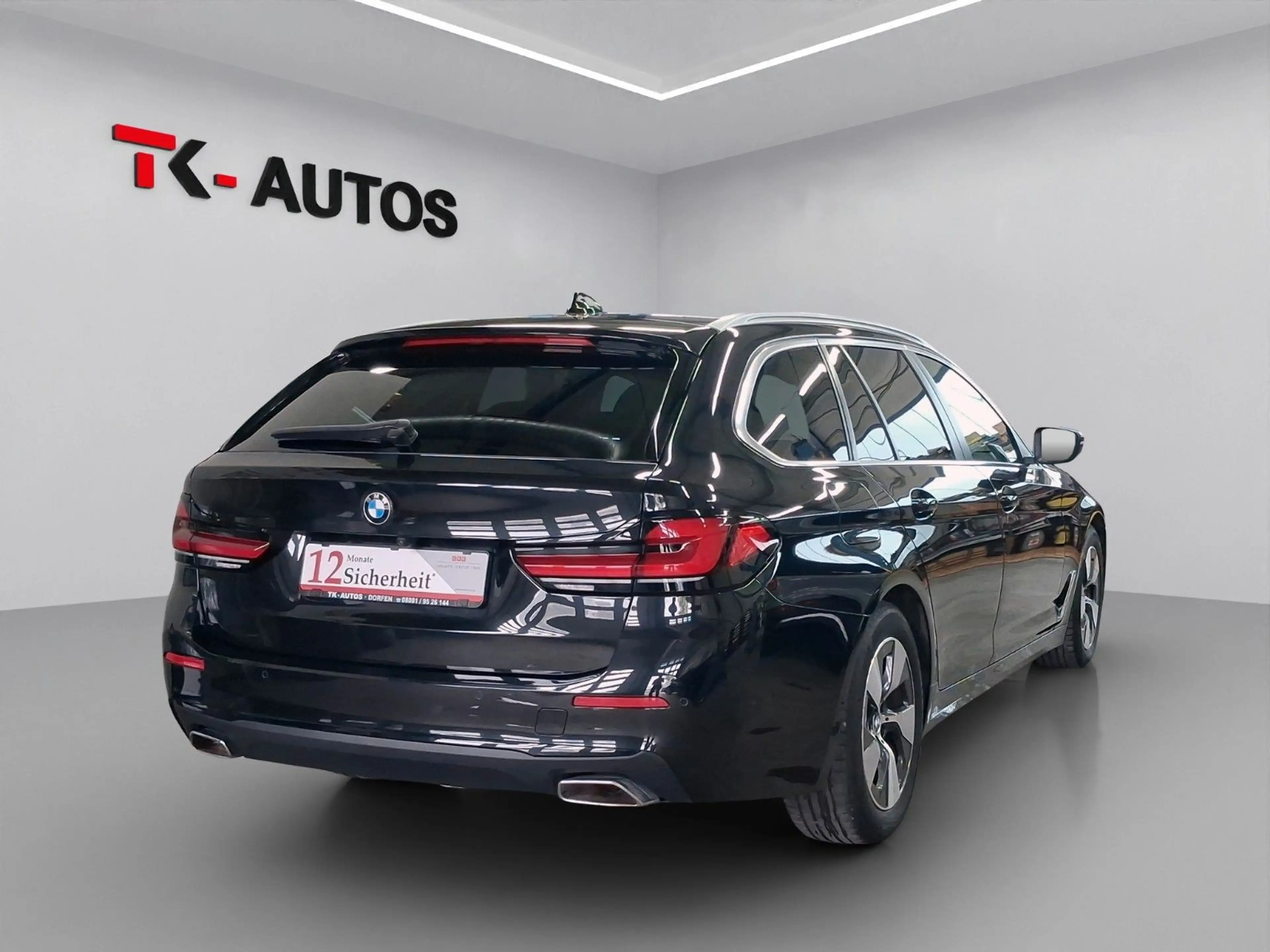 BMW 520 d Touring Aut.,Navi,Leder,LED,ACC,AHK,S-Heft — photo 4
