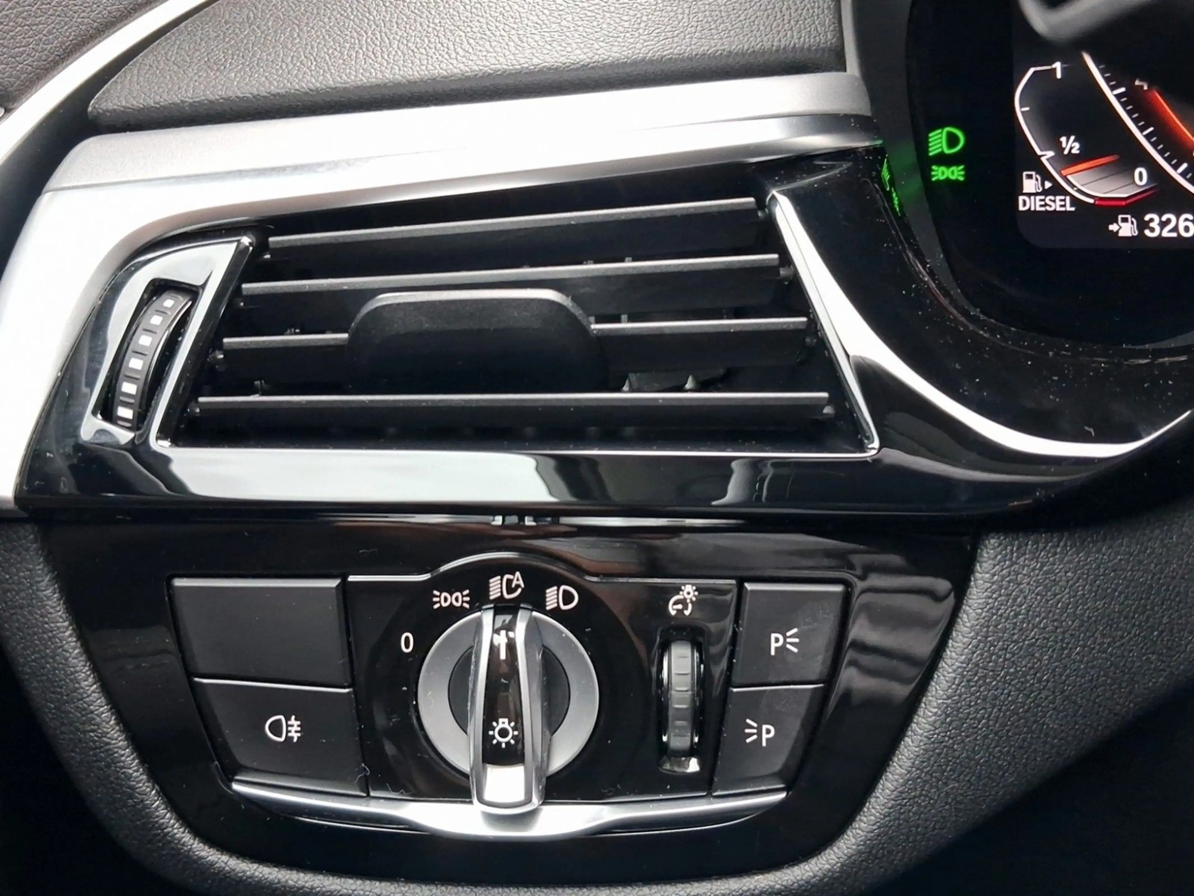 BMW 520 d Touring Aut.,Navi,Leder,LED,ACC,AHK,S-Heft — photo 14