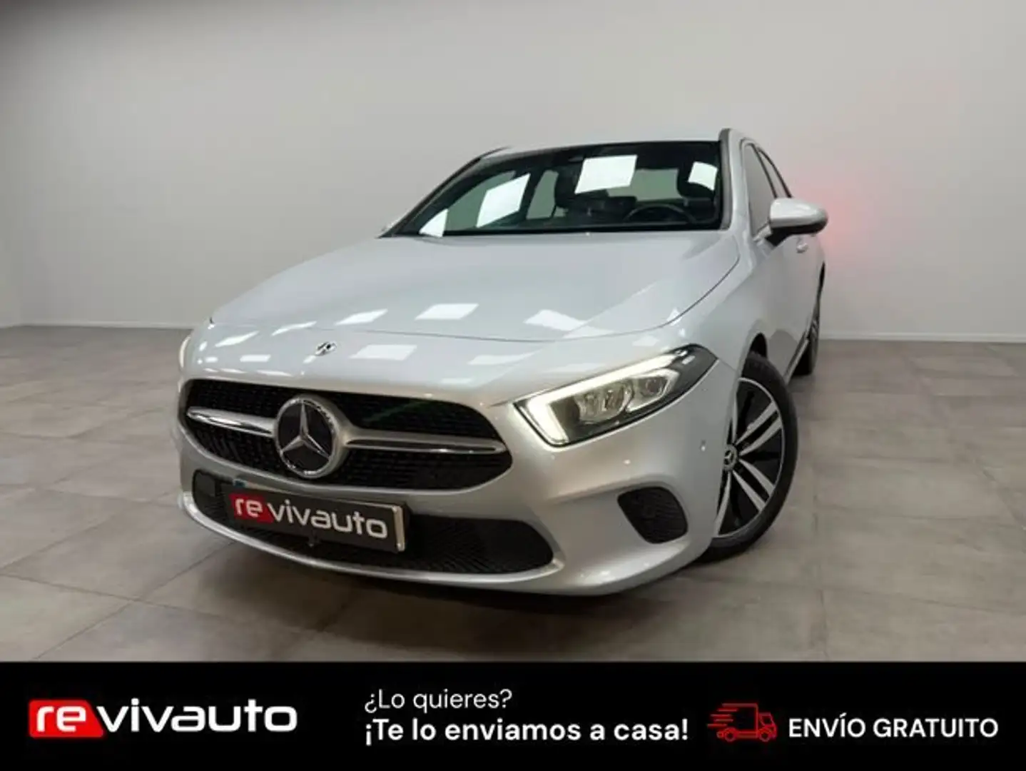 Mercedes-Benz A 180 d Sedán Gris - 2