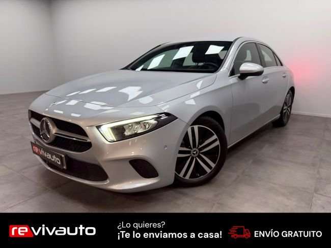Mercedes-Benz A 180 d Sedán - foto 1