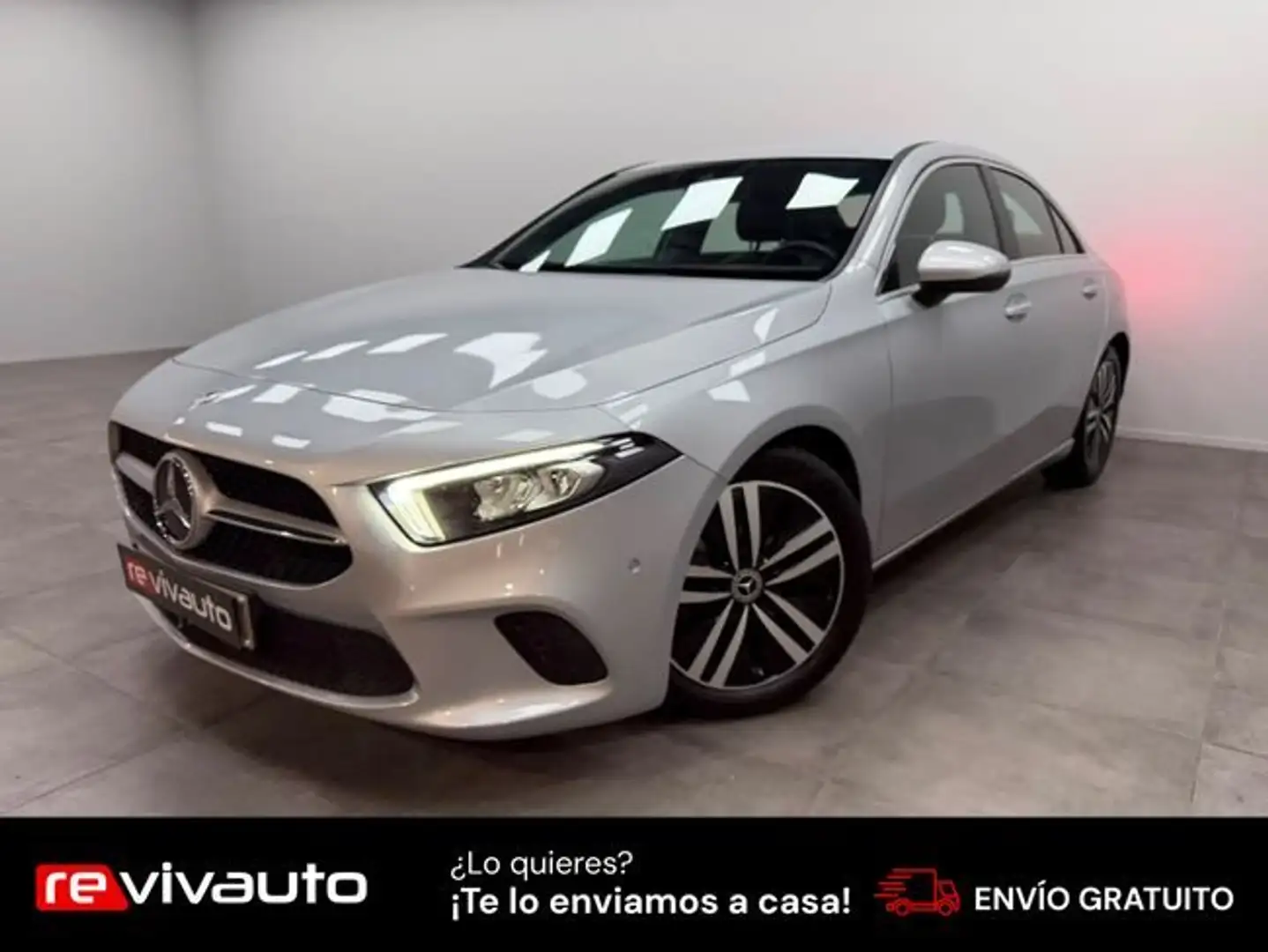 Mercedes-Benz A 180 d Sedán Gris - 1