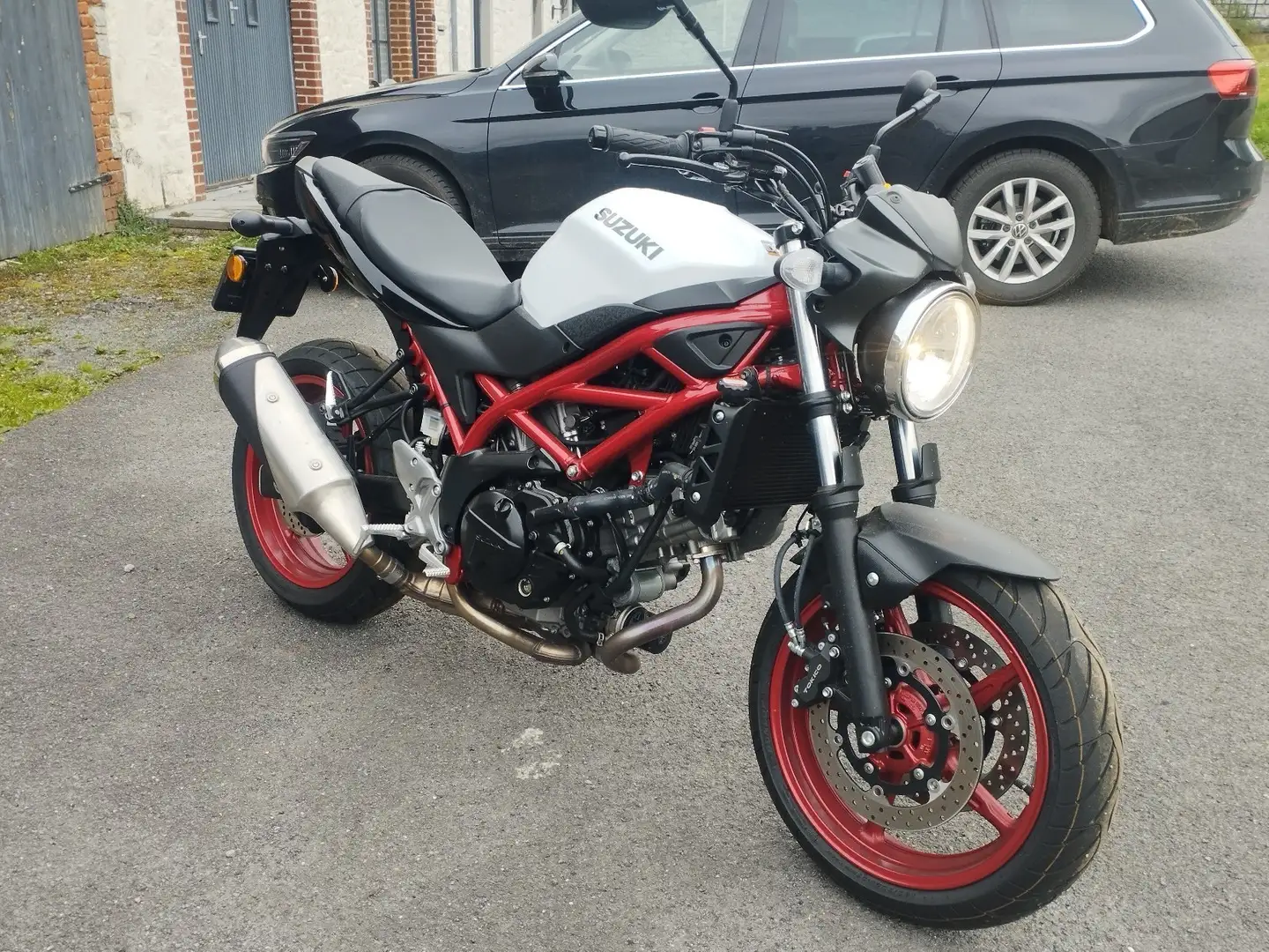 Suzuki SV 650 Rouge - 2