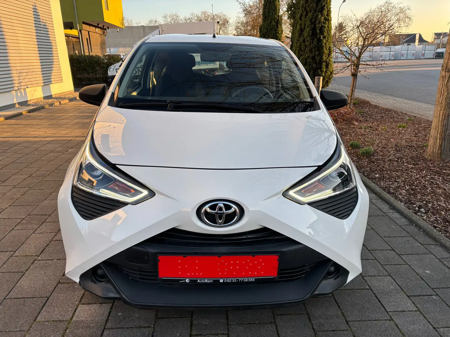 Toyota Aygo x Weiß - 2