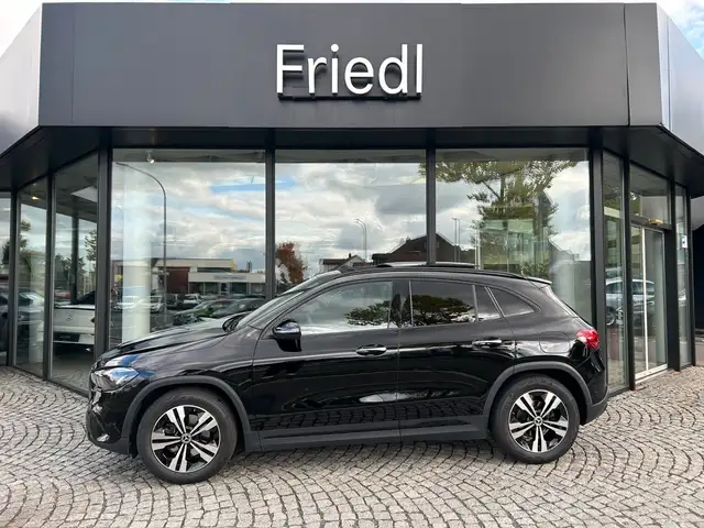 Mercedes-Benz GLA 200 d PROGRESSIVE,PANO, AHK,NIGHT,360,WINTER
