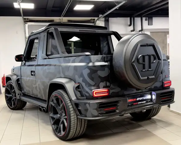 Mercedes-Benz G-Class view 6