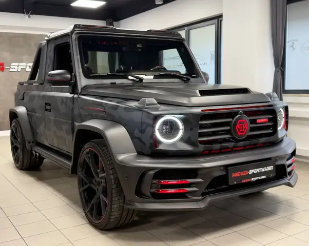 Mercedes-Benz G-Class view 9