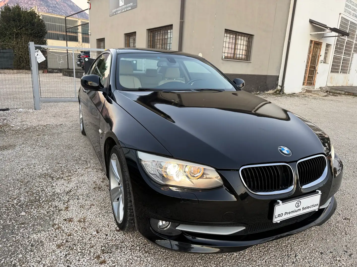 BMW 320 d coupe 320d xdrive  Futura+Navi+Pelle Nero - 2