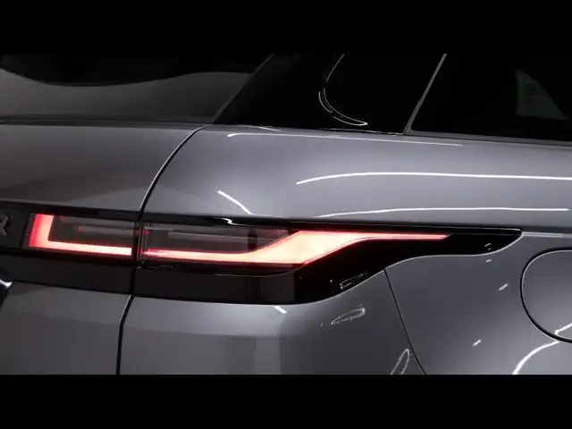 Land Rover Range Rover Evoque view 9