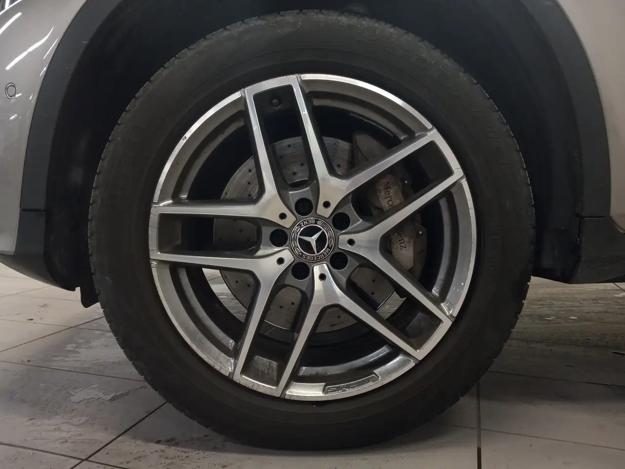 Mercedes-Benz GLC снимка Mercedes-Benz GLC